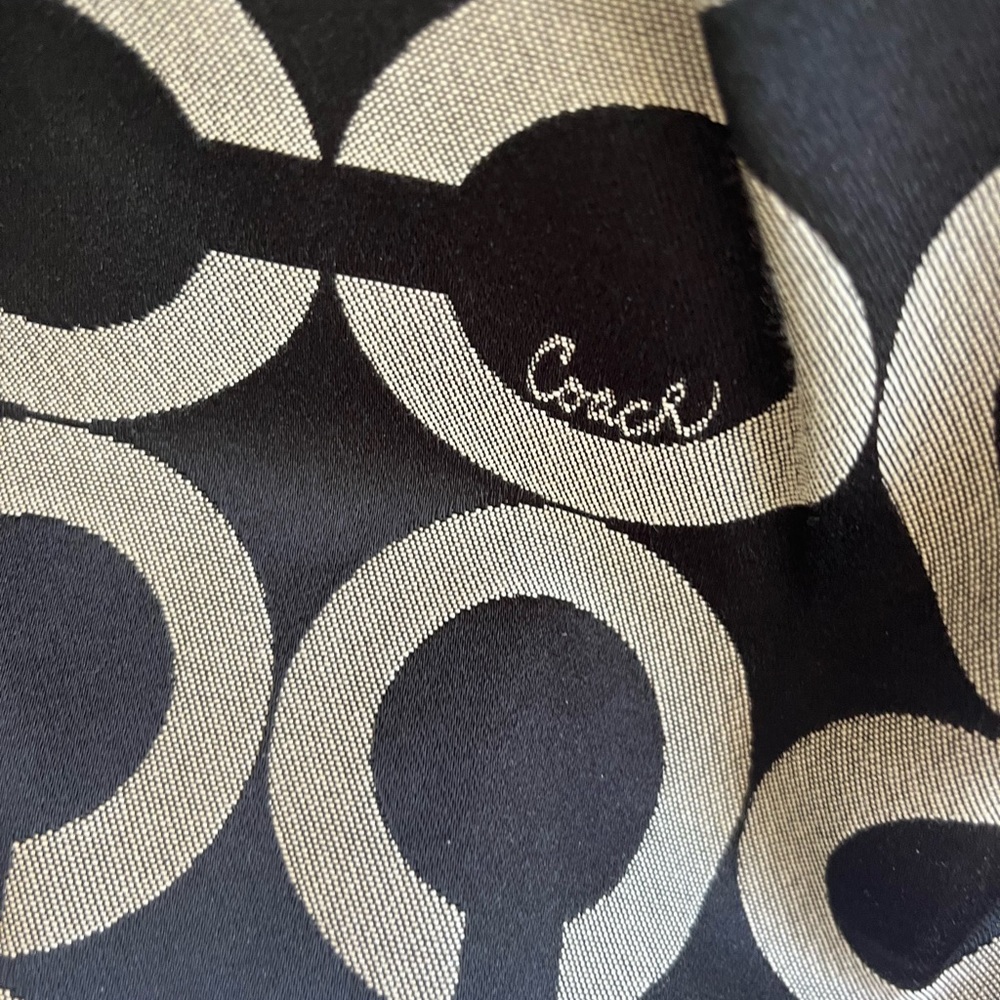 Coach Purse - Picture 5 of 6